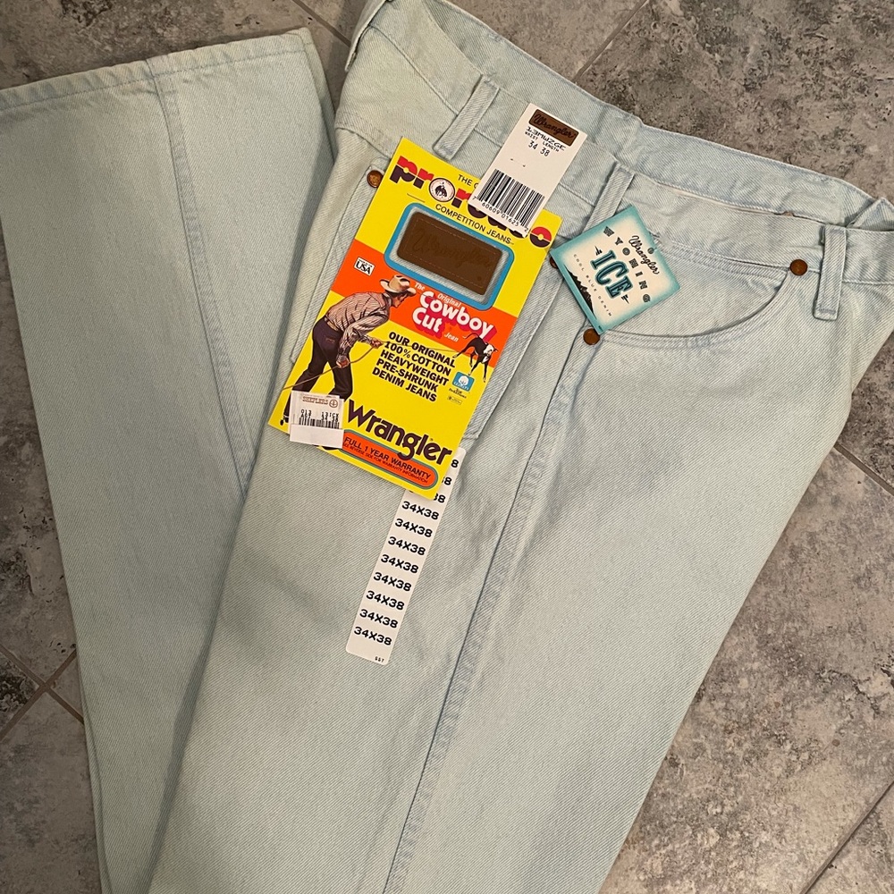 WRANGLER RARE VINTAGE WYOMING ICE JEANS 34x38 NWT